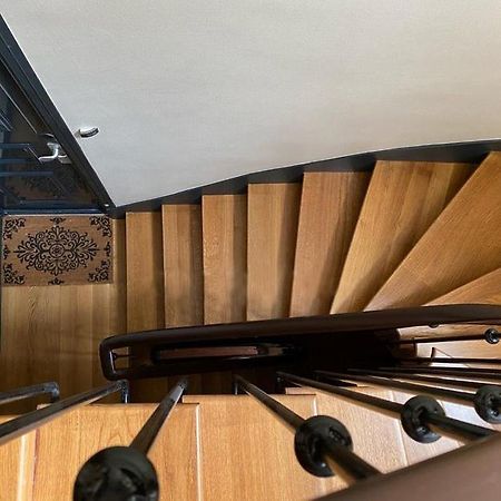Appartement Coquet Sur Les Hauteurs De Montmartre Paris Exterior foto