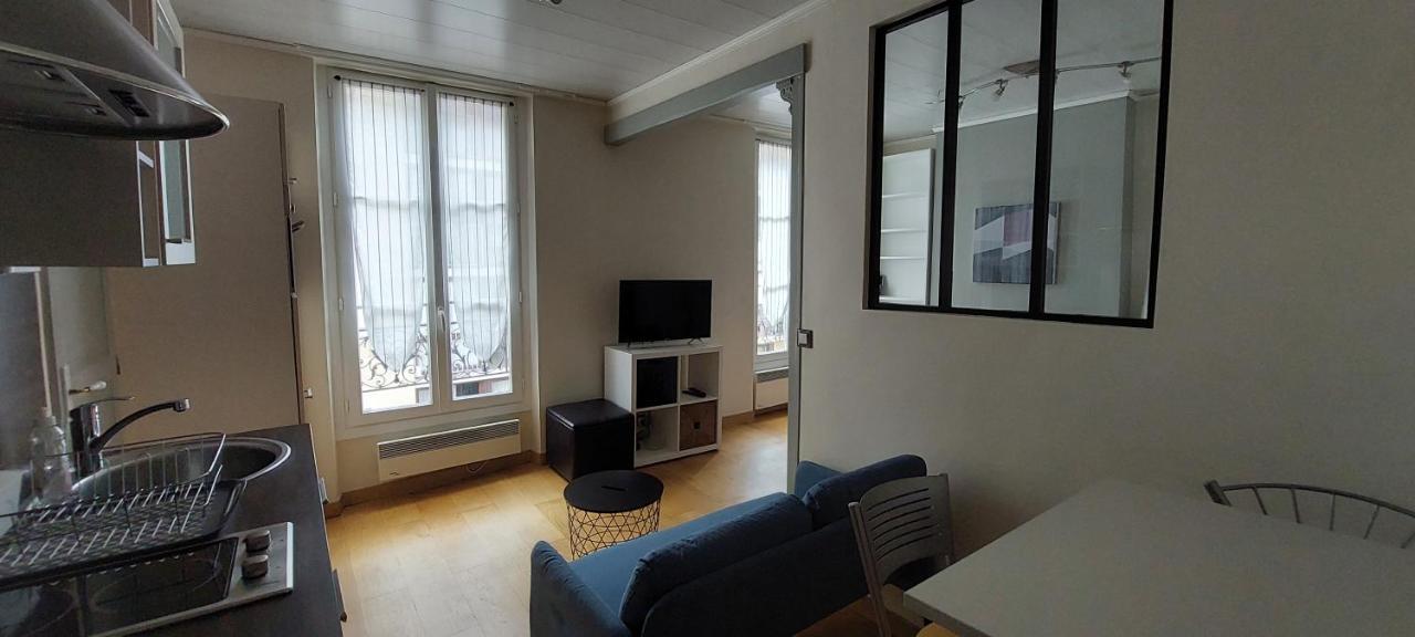 Appartement Coquet Sur Les Hauteurs De Montmartre Paris Exterior foto